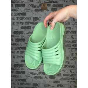Kuailu | women green rubber slid sandals